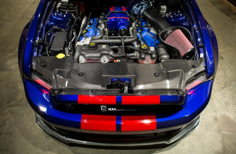 Моторный отсек Shelby GT500 on ADV.1 Wheels (ADV5TSCS) 2015 года  (фото 3 из 11)